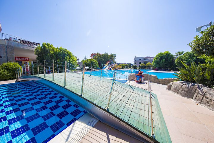 Pool 67 of 201