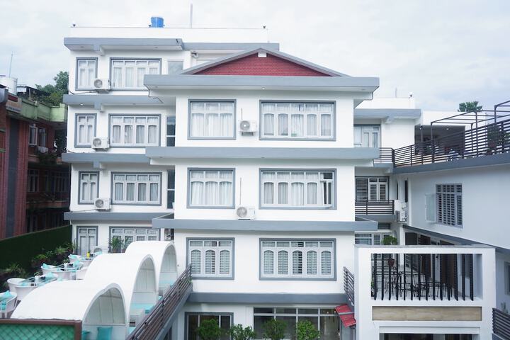 Hotel Mustang Holiday Inn in Kathmandu