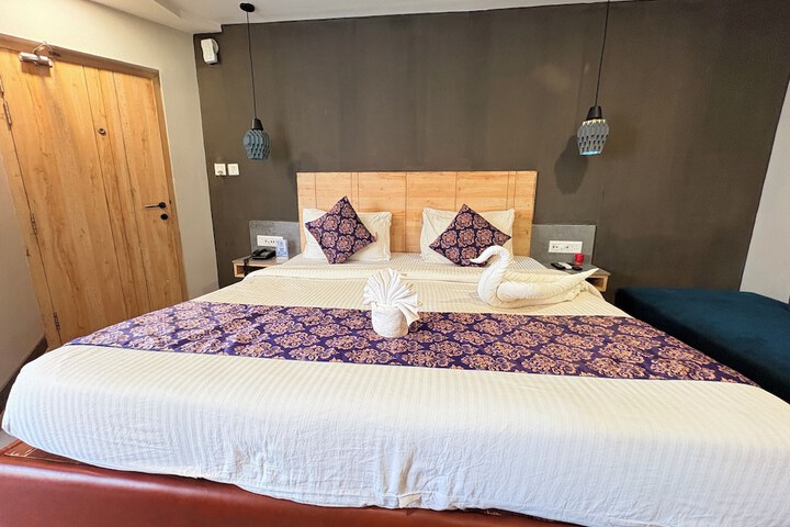 Room 40 of 154