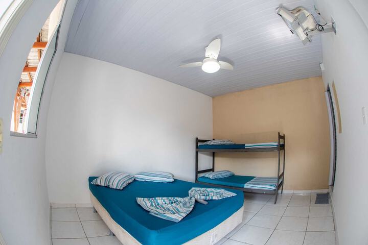 Room 5 of 16