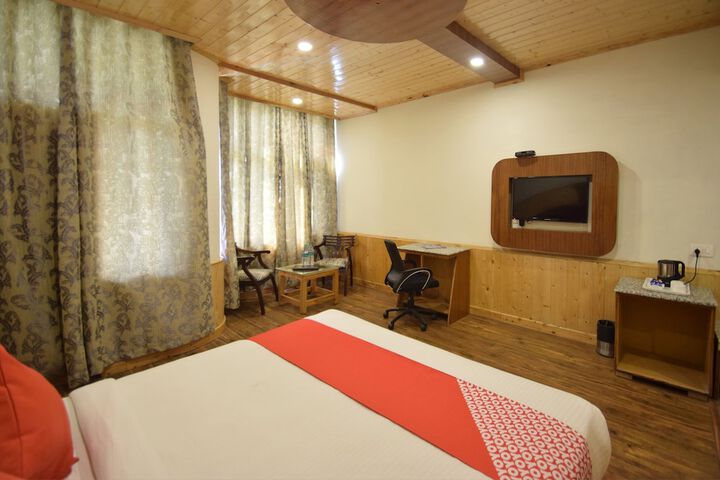 Room 16 of 25