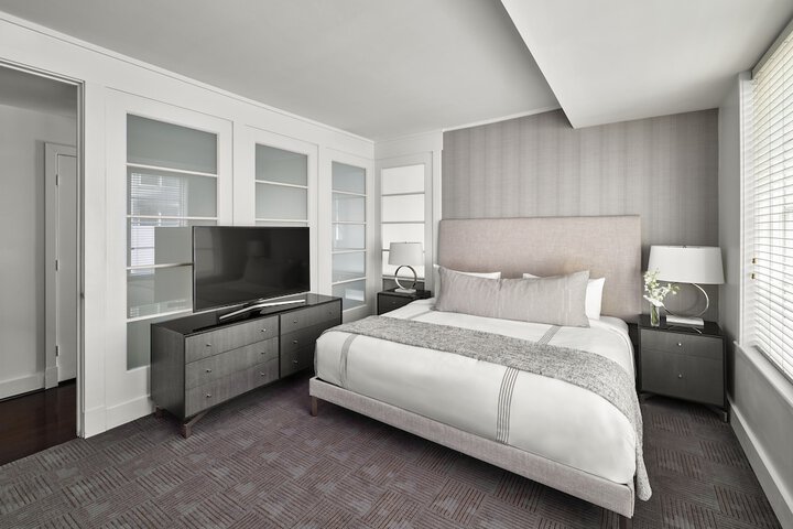 Room 7 of 24
