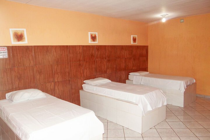 Room 13 of 35