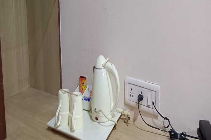 Room 17 of 35