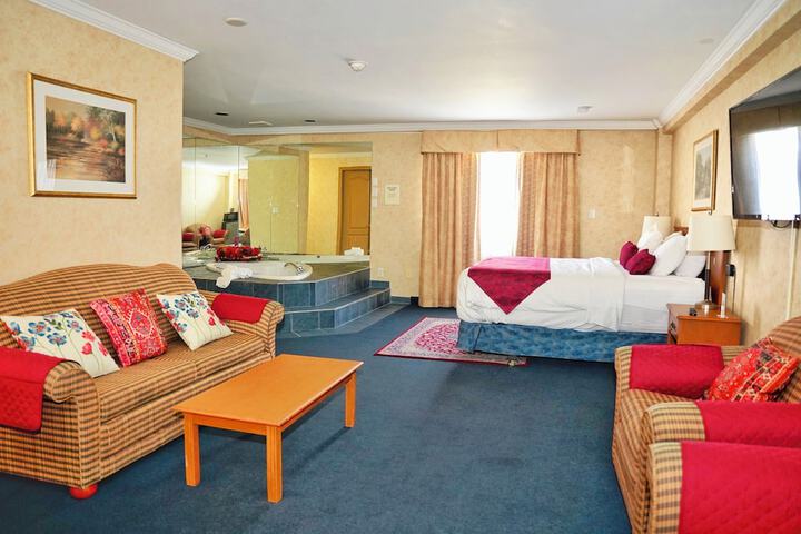 Room 10 of 51