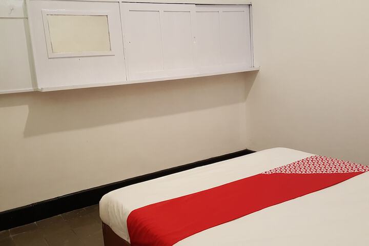 Room 15 of 50