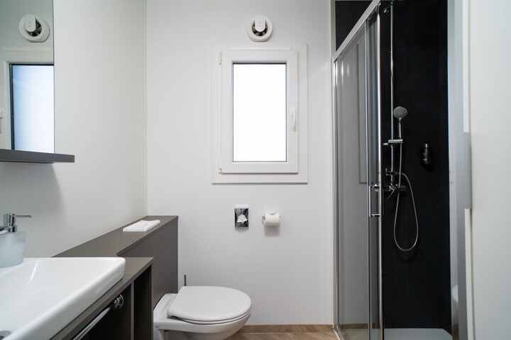 Room 17 of 35