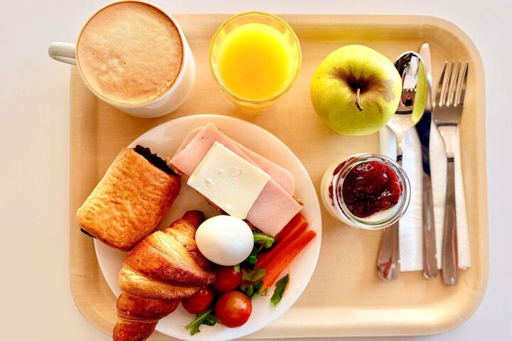 Breakfast/Coffee Service 28 of 35