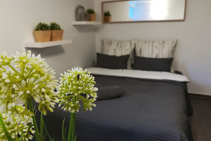 Room 16 of 53