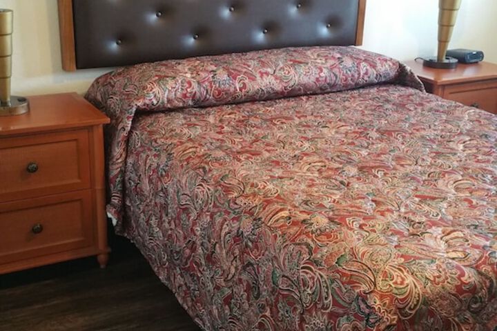 Room 14 of 37