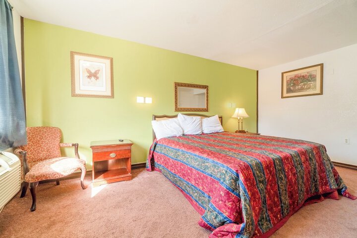 Room 47 of 120