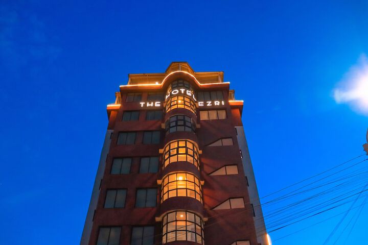 Hotel 47 of 48