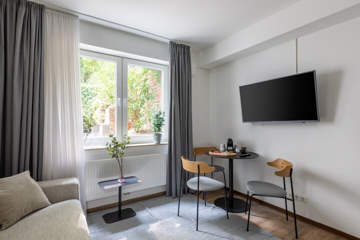 Room 45 of 70