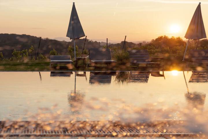 Hotel with Pool
