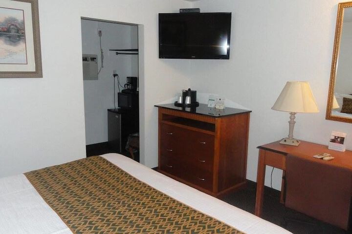 Room 22 of 24