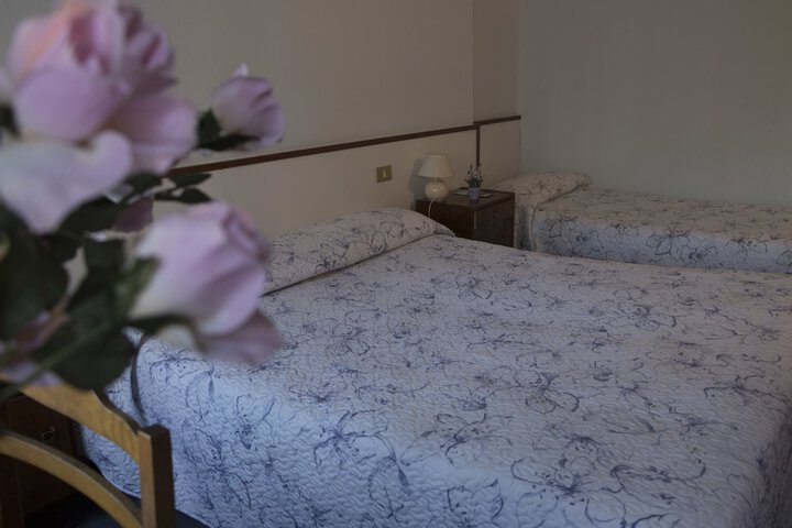 Room 19 of 36
