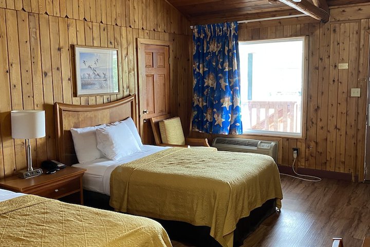 2 Double Beds (23 of 27)