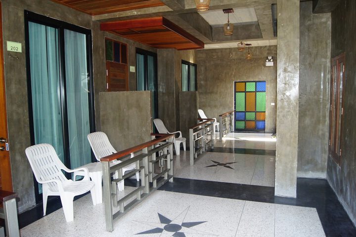 Room 13 of 135