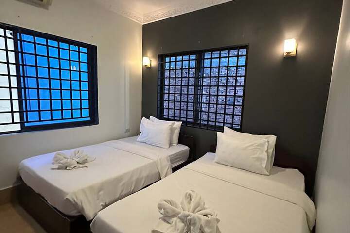 Room 7 of 22