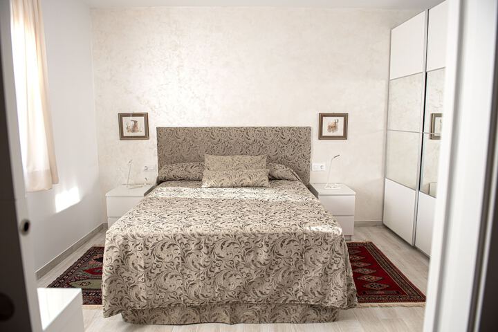 Room 6 of 49