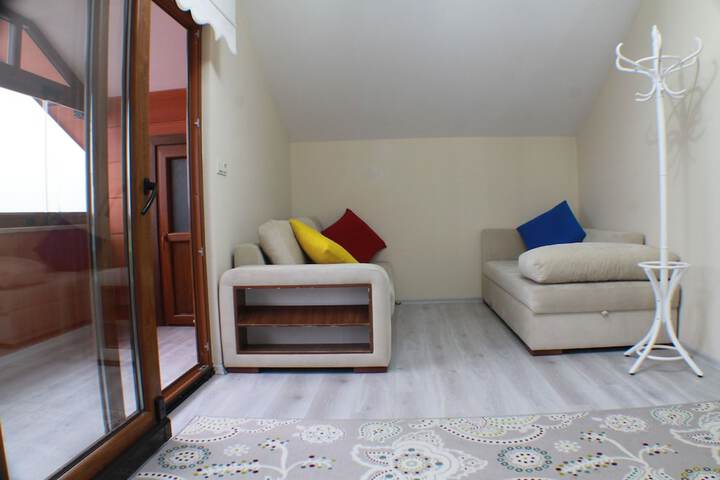 Room 18 of 30