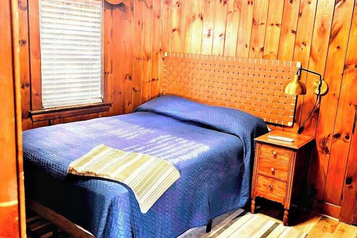 Room 9 of 39