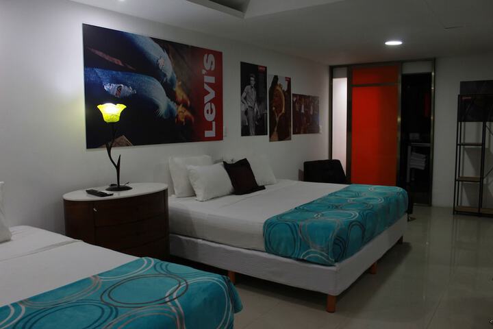 Room 18 of 39