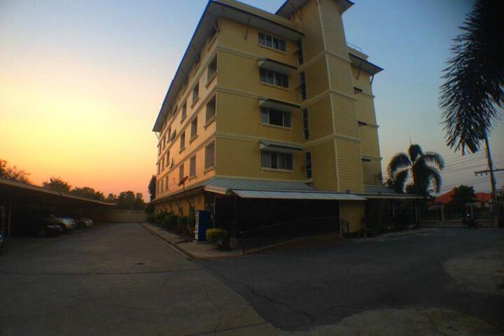Seksub Place