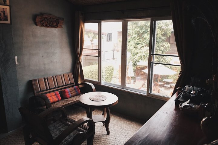 Room 37 of 103