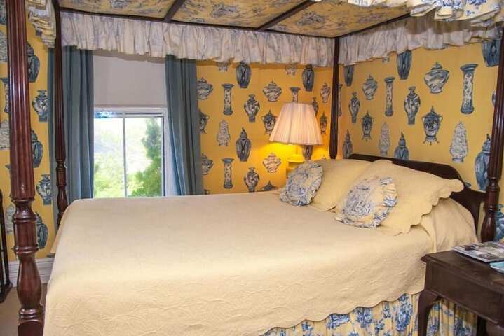 Room 10 of 82