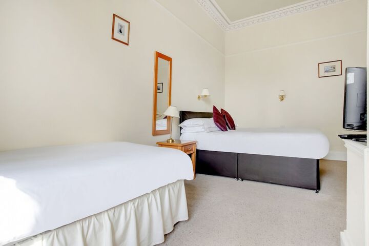 Room 29 of 52