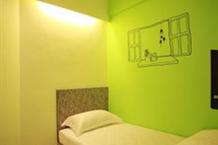 Room 36 of 93