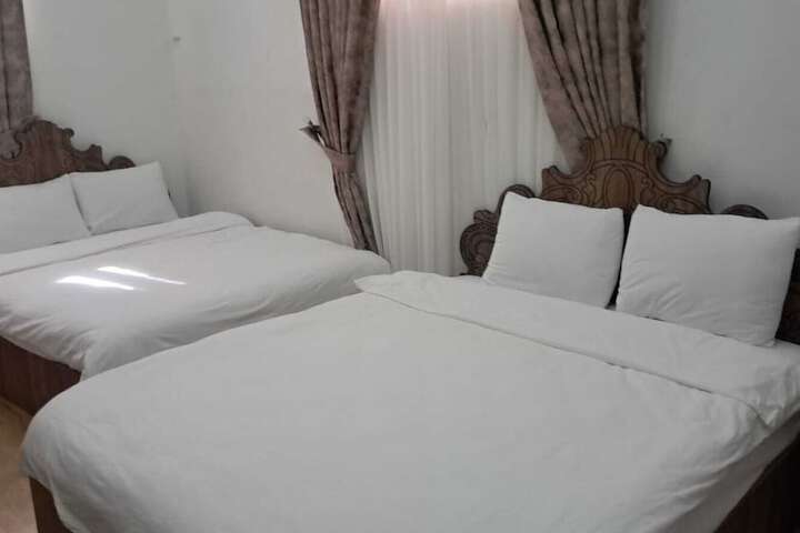 Room 18 of 52