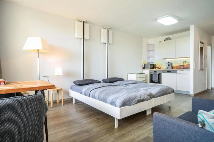 Room 3 of 13
