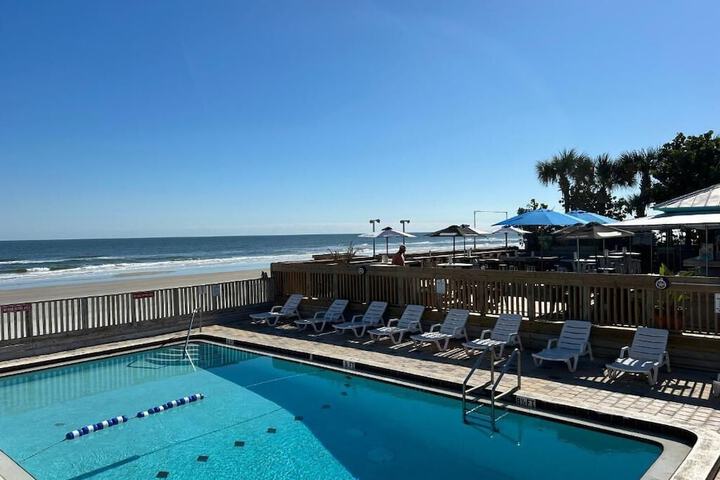 Image of Sea Vista Resort & Tiki Bar
