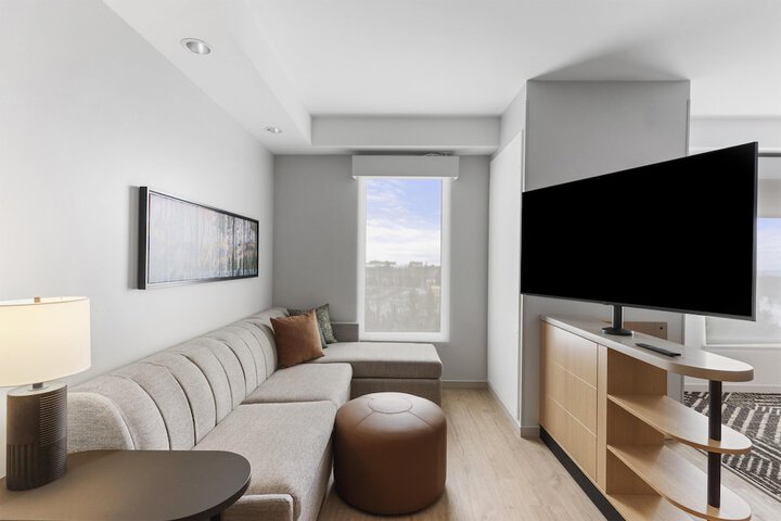 Room 41 of 103