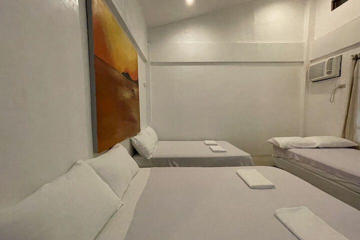 Room 12 of 59