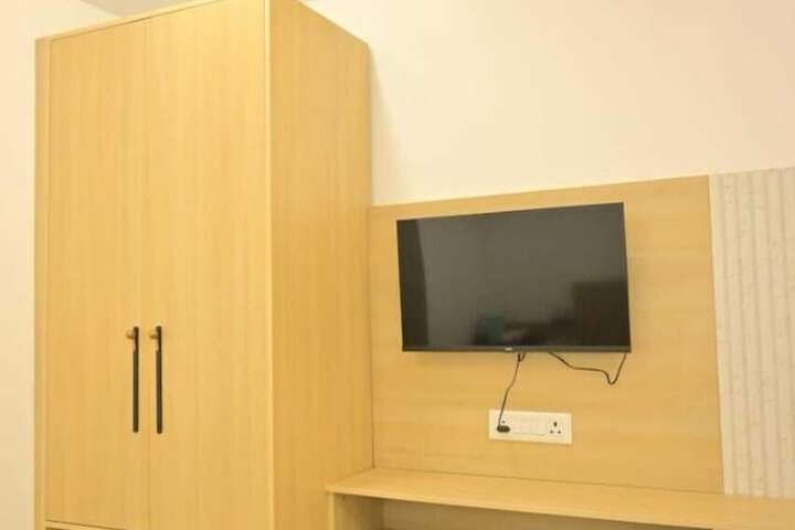 Room 19 of 36