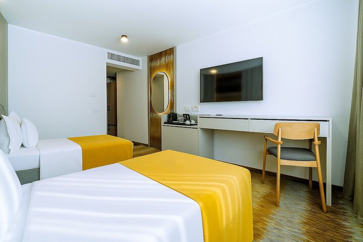 Room 21 of 76