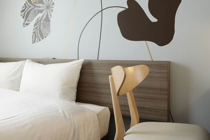 Room 47 of 114
