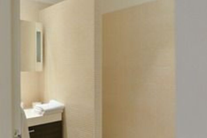 Room 3 of 22