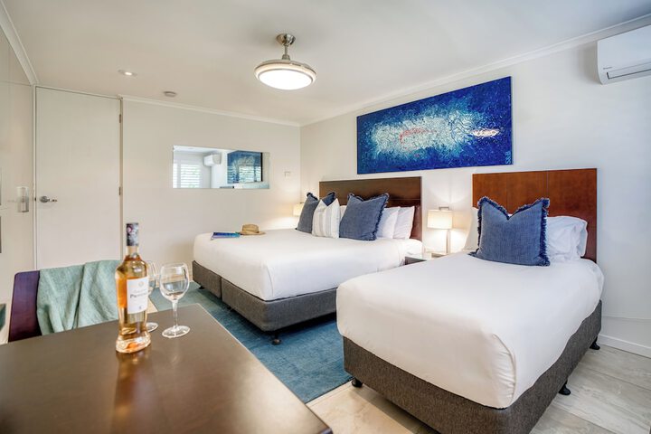 Room 15 of 190