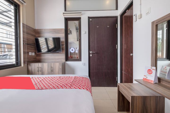 Room 6 of 20