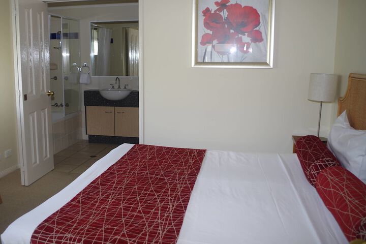 Room 21 of 37