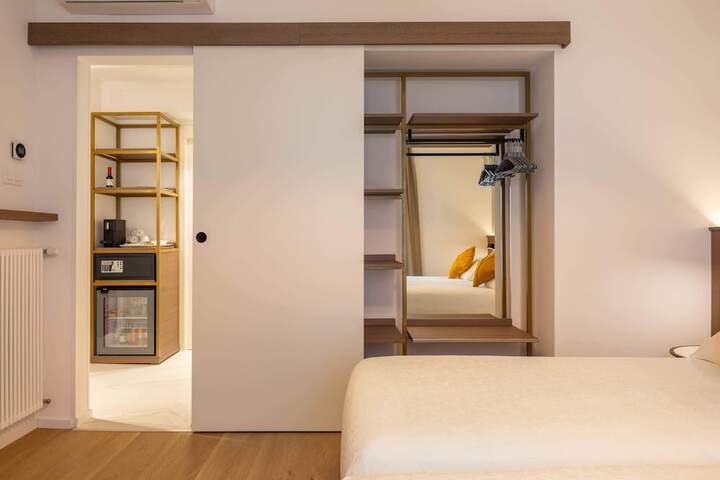 Room 26 of 55