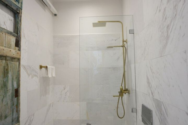 Room 50 of 72