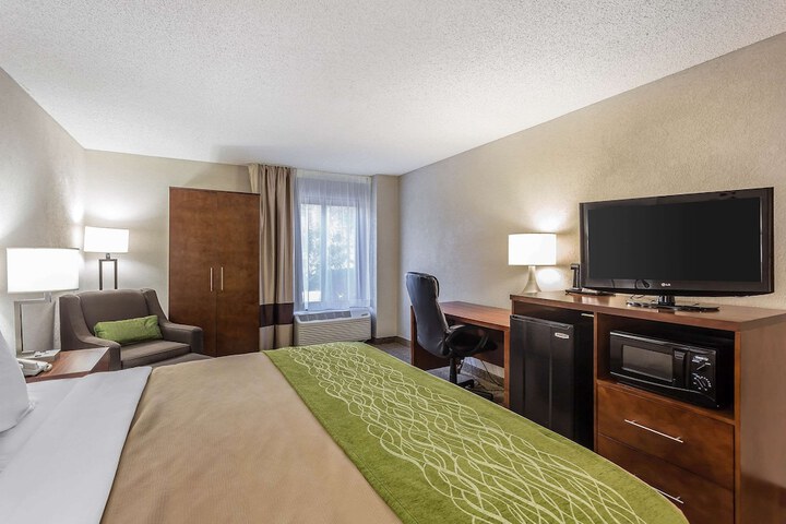 Standard | King Bed (11 of 11)