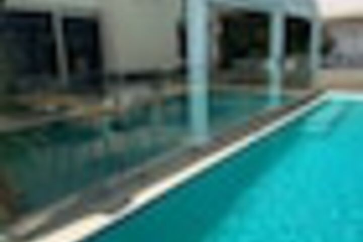 Pool 110 of 159