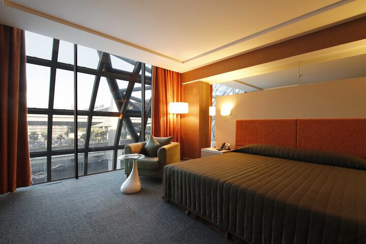 Room 7 of 36