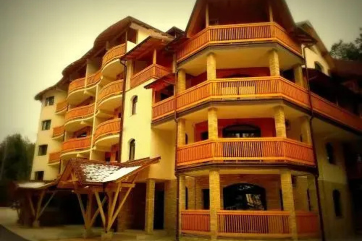 Hotel 12 of 12
